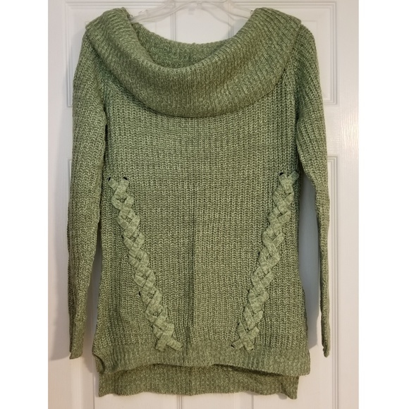 Derek Heart Sweaters - 🦋💲Derek Heart Sweater🦋💲